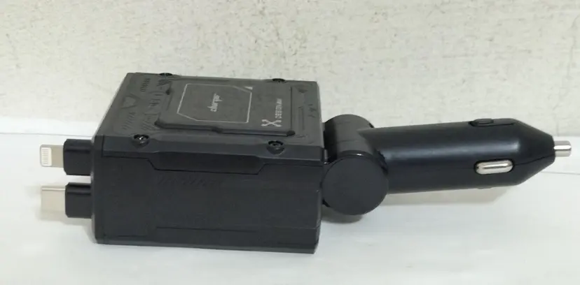 Chargeur de voiture allume-cigare "4 en 1"