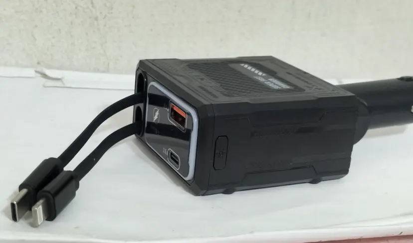 Chargeur de voiture allume-cigare "4 en 1"